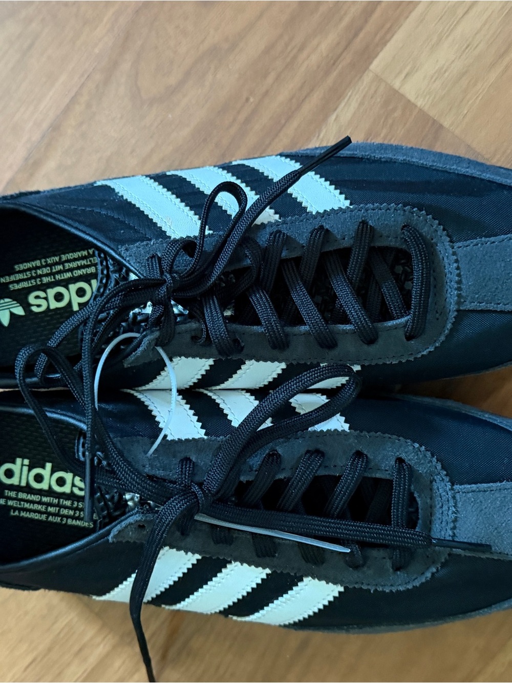 adidas Men's Black and White Retro Trainer Sneakers